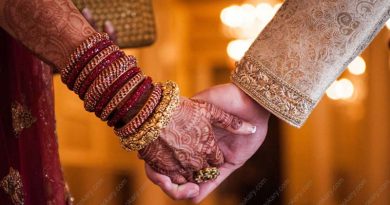 marriage holding hand